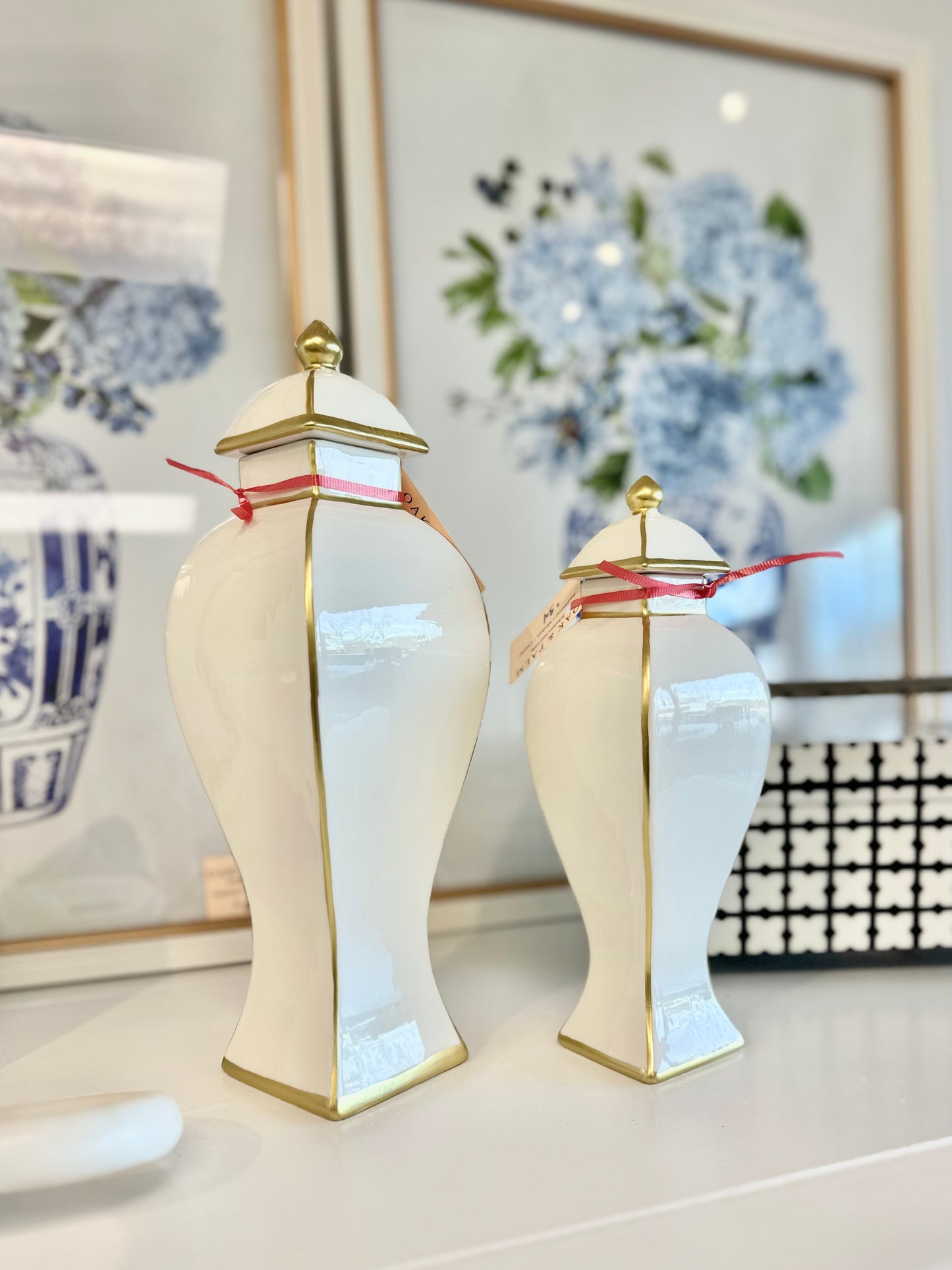 14" Gold Accent Ginger Jar