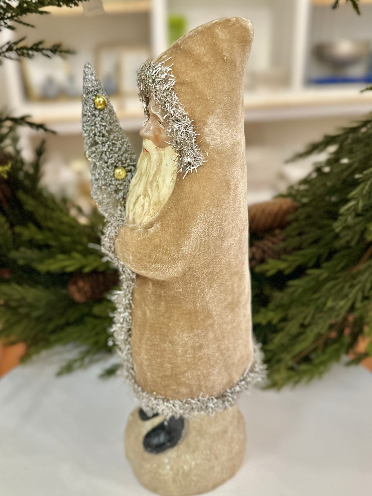 12" Velvet Santa with Tree