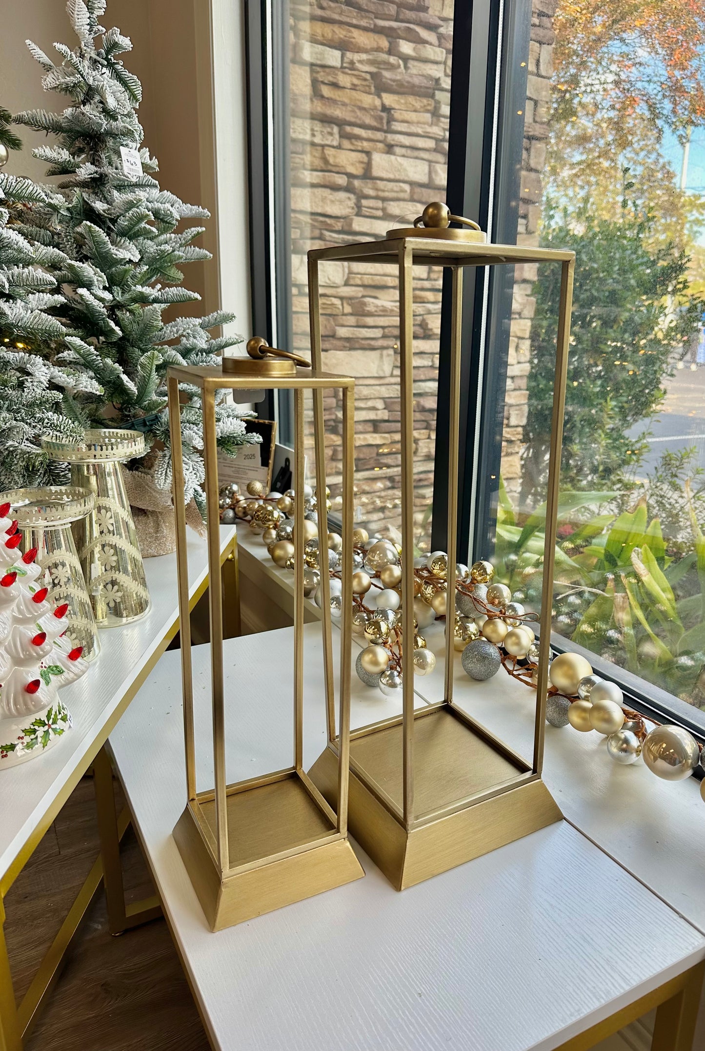 Gold Lanterns, 2 sizes