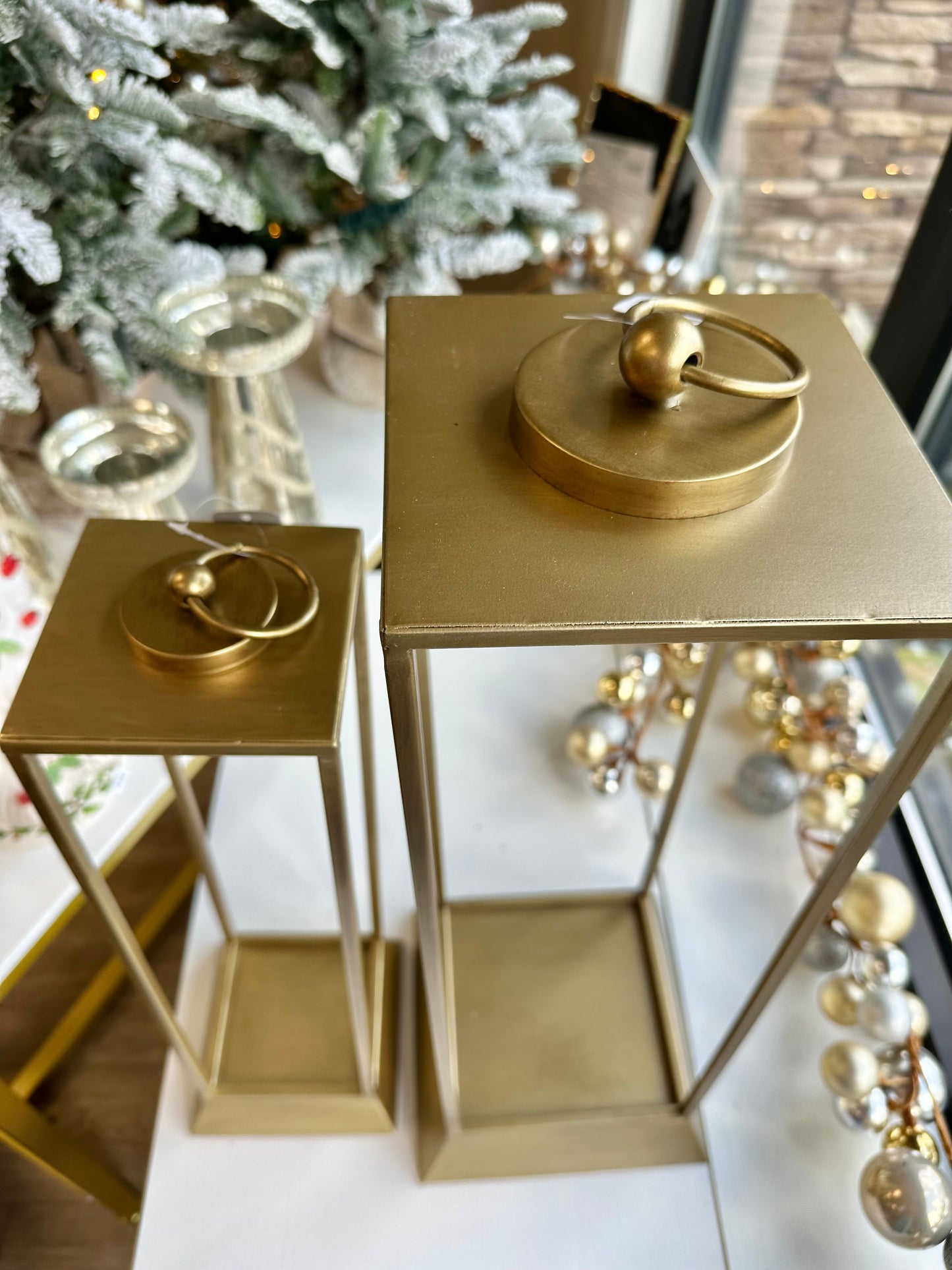 Gold Lanterns, 2 sizes