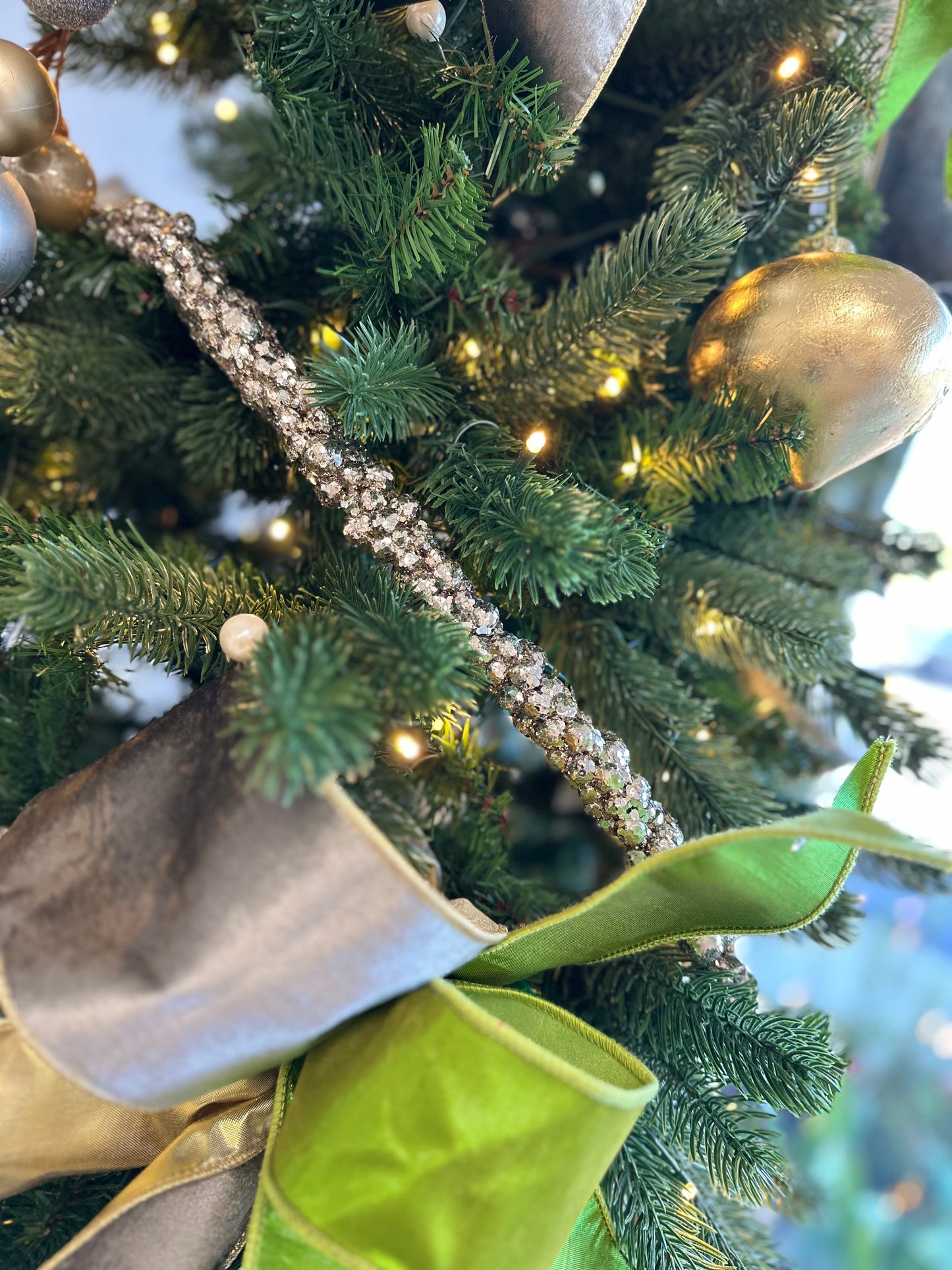 40" Chamgagne Glitter Berry Rope Garland