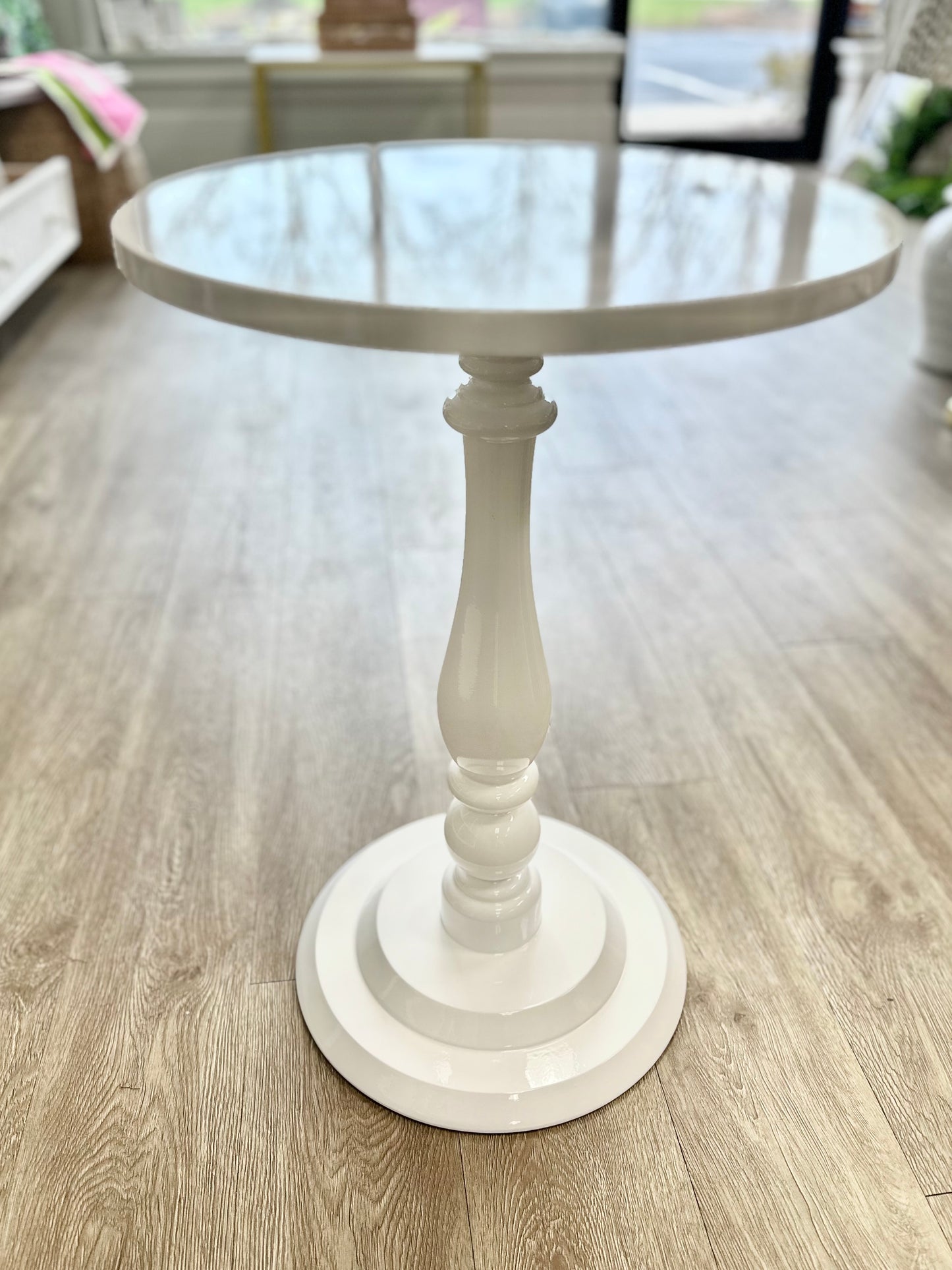 Lacquer Cascade Spot Table
