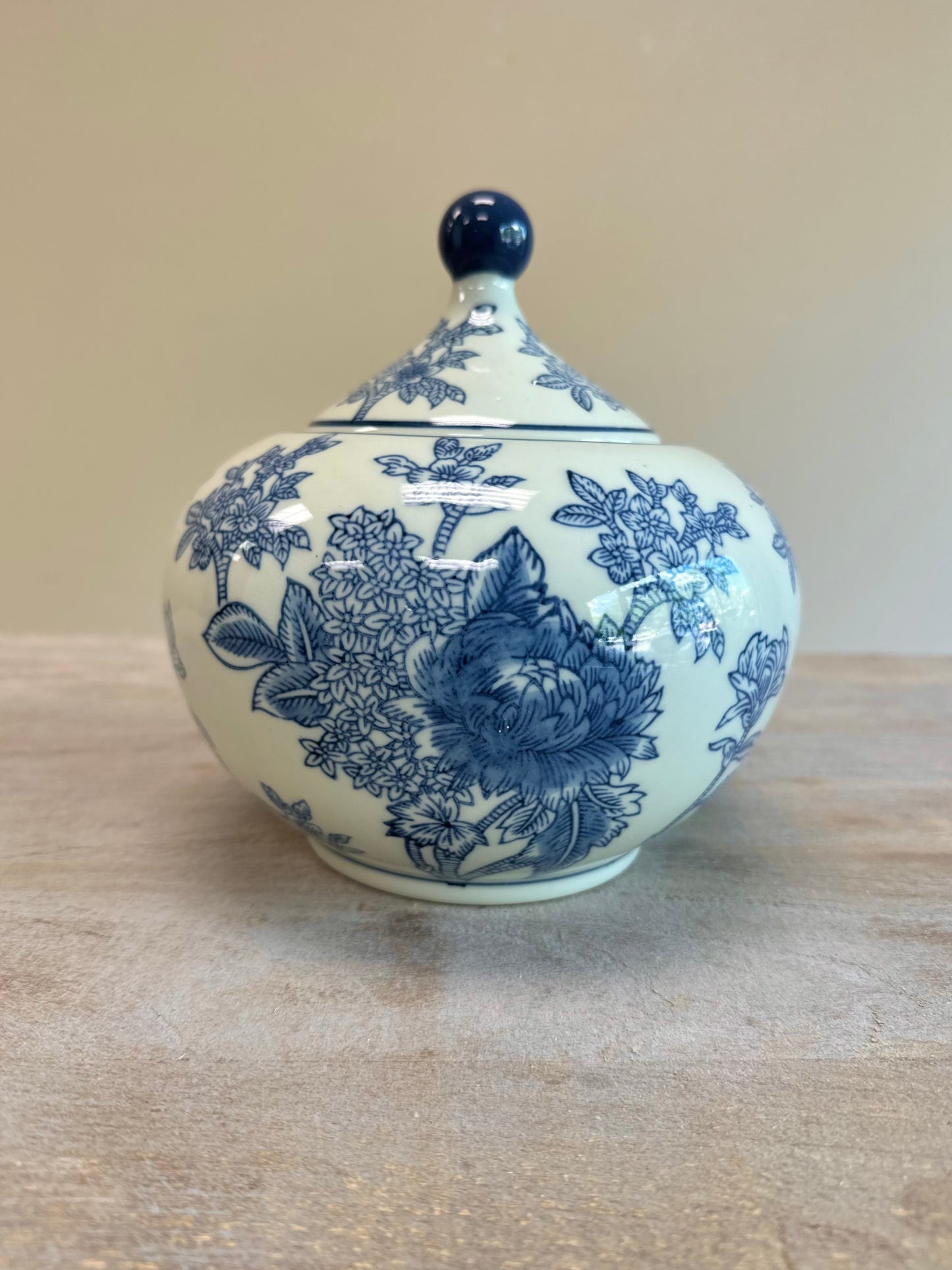 Porcelain Lidded Jasmine Jar