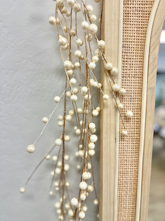 5 foot Pearl Wired Garland